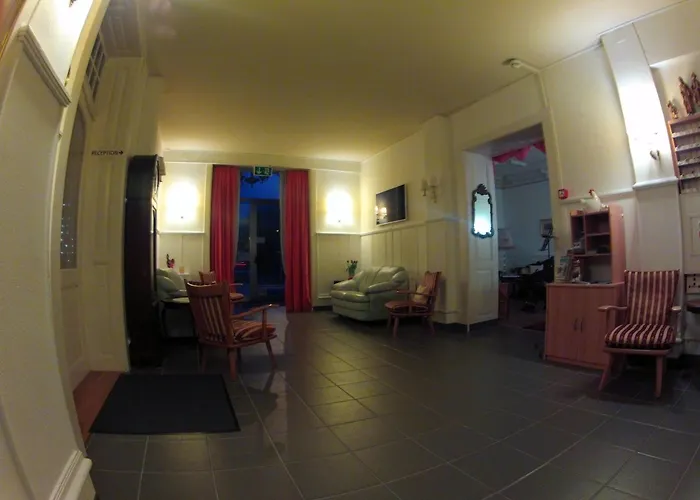 Basicrooms Hotel